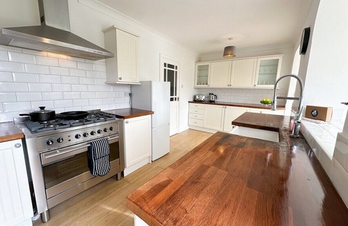 Billingham House | Mendip House by Blue Skies Stays