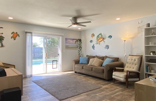Oldsmar House | Bay Getaway-Hot Tub, Pool, Bikes by Parks & Trails, Pet-friendly