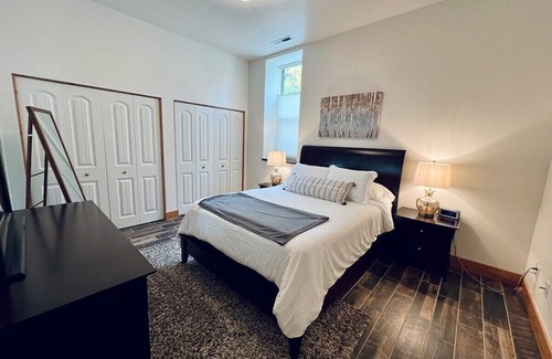 Helena Condo | Entire Luxury Condo: 4 downtown units