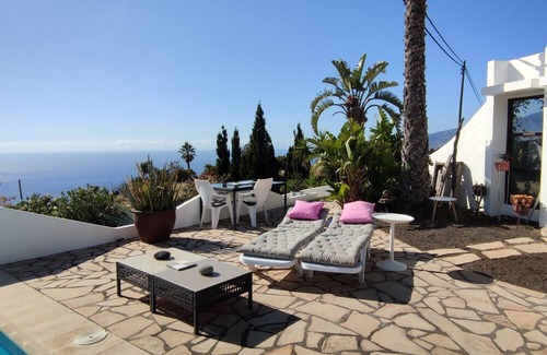 Los Llanos de Aridane Villa | Bauhaus Meets Cactus