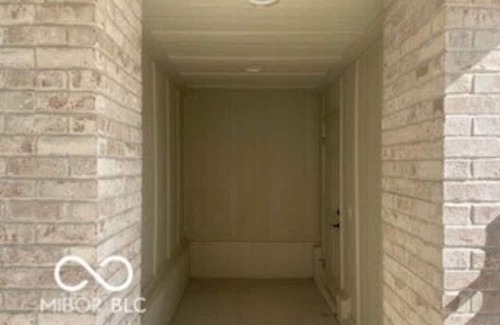 Carmel House | Large four bedroom house with pool and outdoor kitchen near Grand Park