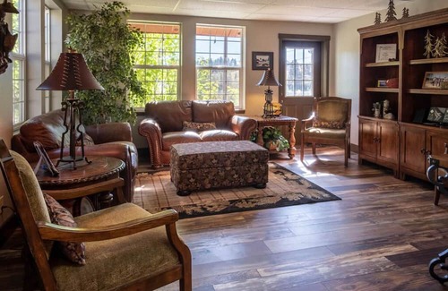 Crouch House | Uncle Billy Bob's Mansion in DT Crouch/Garden Valley, Idaho