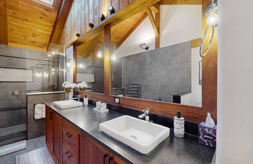 Apex House | Spacious house w/ decks, hot tubs, firepits, water views & luxurious furnishings