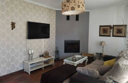 Pazos de Borben Cottage | Casa Rural en Pontevedra Ideal Para Familias, y las Mascotas son Bienvenidas