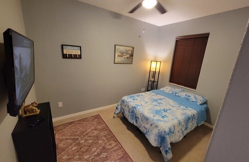 Zephyrhills House | Hidden Waterfront Escape