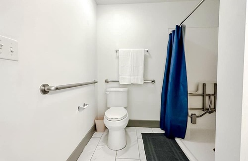 Downtown Springfield Apartment | Sleepover: Ideal 1BD/1BA - Downtown Springfield