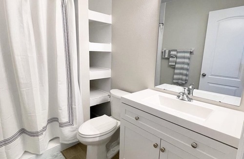 Bradenton Villa | Executive 2-Bedroom Villa near Downtown Bradenton