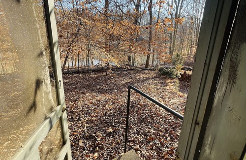 Clemmons Cottage | Escape to our cozy cottages nestled in Tanglewood Park's peaceful woods