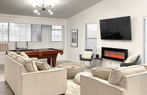 Mission Hills House | Desert Oasis - Pool, Spa, Minutes to LV Strip!