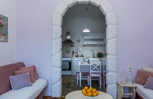 Rijeka House | Ingrid - Retro Deluxe - H