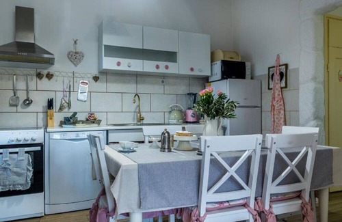 Rijeka House | Ingrid - Retro Deluxe - H