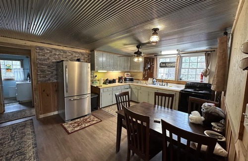 Poplarville Cabin | Cozy 2-bedroom cabin with WiFi, AC on the Pearl River in Angie, LA.