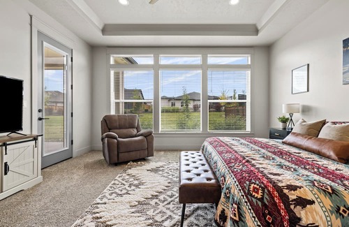 Nampa House | *Large* Nampa Family Home, Relocation, Corporate,