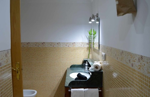 Figares Apartment | Mahonia Palacio Congresos - Parking Concertado