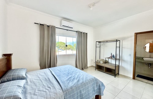 Praia da Olaria House | Novo Sobrado - 500m da Praia do Arrastão