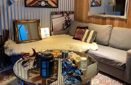 Floresta Apartment | One bedroom apt w/hottub near "Florida" St