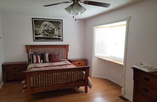 Orleans Village - Chateauneuf House | Beautiful house in Orléans ottawa