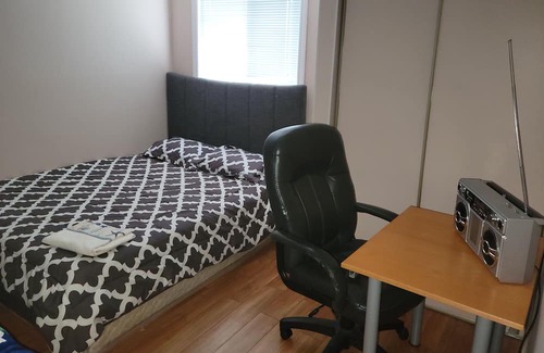 Orleans Village - Chateauneuf House | Beautiful house in Orléans ottawa