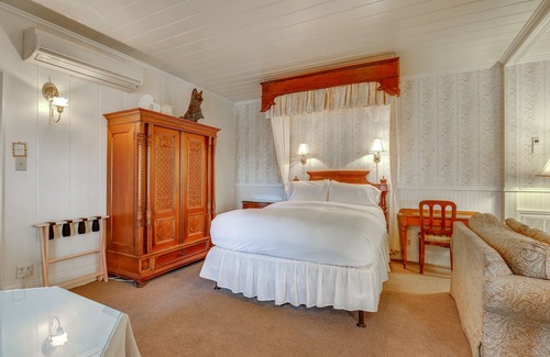 Sutter Creek Villa | Spacious Home in Sutter Creek - Walk to Wineries!