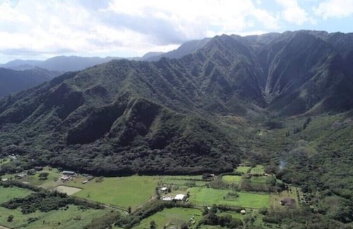 Hauula Apartment | Hawaii Oasis Yurt