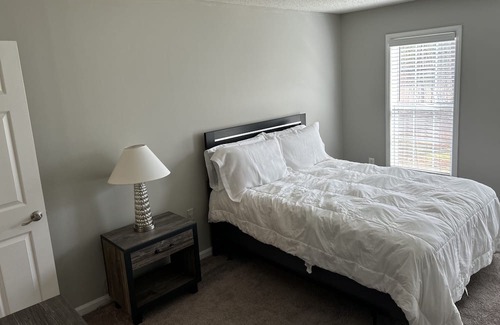 Burlington Apartment | Peaceful Two Bedroom Two Bath