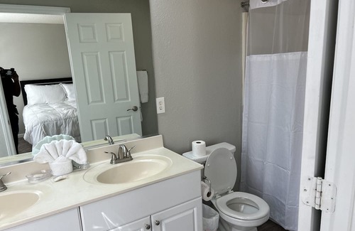 Burlington Apartment | Peaceful Two Bedroom Two Bath