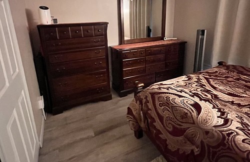 East Lake Condo | Cozy condo in a quiet neighborhood near the beach