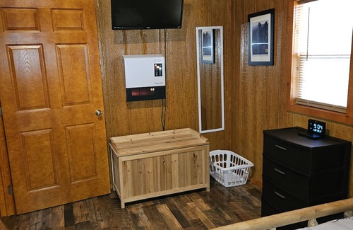 New Midway Cabin | Walkersville Cabin