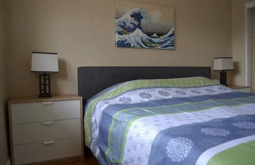 Jefferson Park House | By MileHigh/Pepsi Cntr, Parking, W/D, King bd, AC