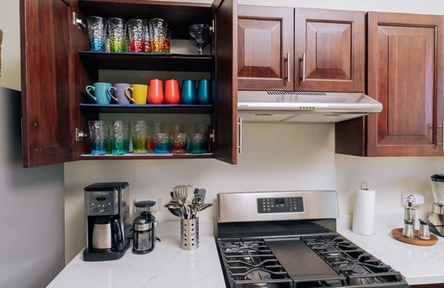 Portalon House | Luxury 3 Suites-Ocean Views-Privacy-Sleeps 10