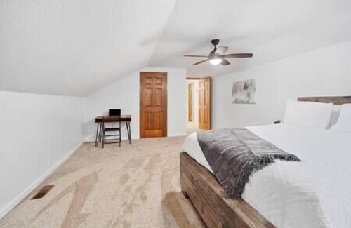 Fort Wayne House | Spacious Home near Parkview and Dupont Hospital