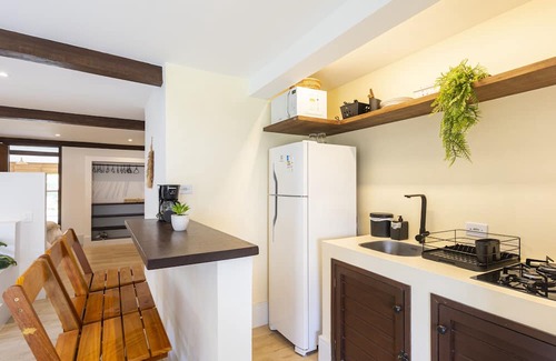 Itanhanga Apartment | Cozy flat non-smoking on lagoon island in Rio's modern neighborhood-Beach&Subway