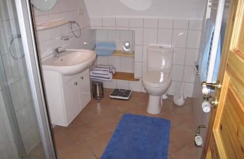 Fedderswarf Apartment | Apartment 'Ferienwohnung Nordwarft' with Private Terrace, Private Garden and Wi-Fi