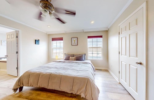 Dandridge House | Sunny dog-friendly home with a pool, balcony, smart TVs, washer/dryer, & AC