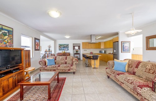 Mykonos House | Laguna Sands - Three Bedroom House, Sleeps 6