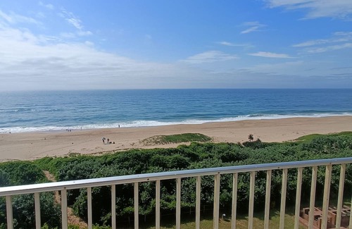 Amanzimtoti Apartment | Escape to Paradise at in Amanzimtoti