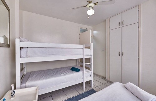 Amanzimtoti Apartment | Escape to Paradise at in Amanzimtoti