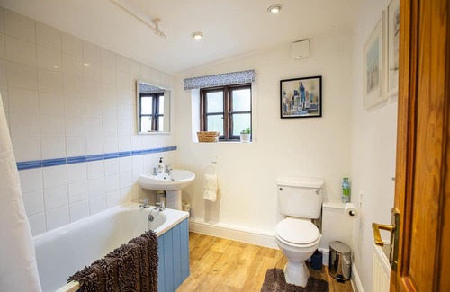 Westmarsh Cottage | Stable Cottage a relaxing 1-Bed Cottage in Ash