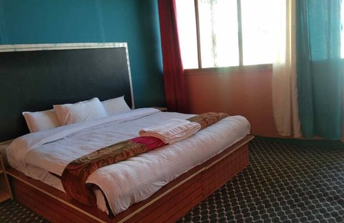 Malabar Hill Resort | Nirvana Resort At Pangong Beach