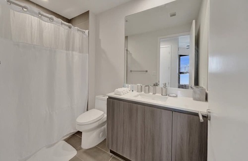 Ludlam Condo | Brand New 1 Bdrm Condo, Best Pinecrest Building