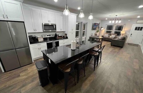 Rossville House | NEW Luxe Modern 3/2 by ChickBattfld 20m to Chatt