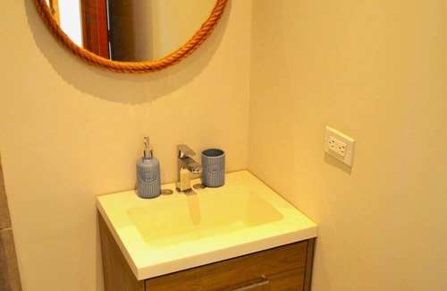 Ampliacion Juarez Condo | Villa Ballena: nuevo depa de 2 recamaras 1 bano cerca del centro