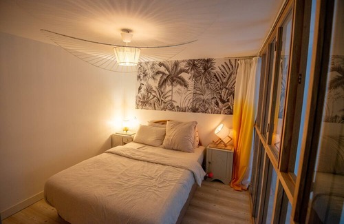 Grenelle Apartment | Holiday Apartment "Luxury Eiffel" with Private Terrace & Wi-Fi