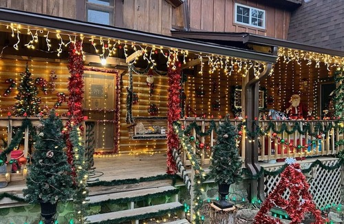 Pleasant Grove Cabin | Beautiful Ozark Mountain Cabin