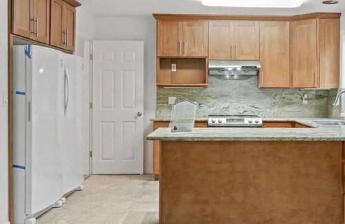 Pacheco House | Cozy Private Bedroom in Prime Location