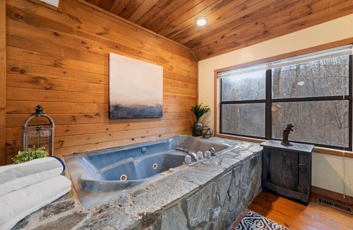 Blairsville Cabin | 8 Cabins! Entire Campground w/ Event Lawn* Sleep30