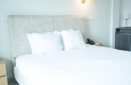 Cocody Apartment | Executive flat, spacious and refined decor