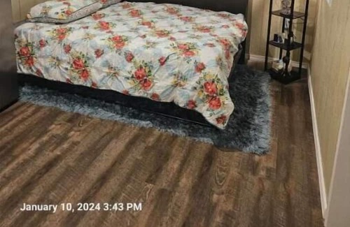 Hernando Cottage | Cottage slps 4, w-hot tub, ice mach, washer/Dryer,kitchenette with appliances.