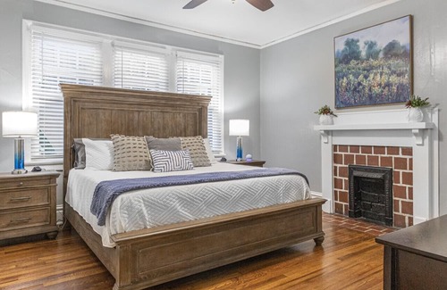 Olde Town Augusta House | Charming 6 BR Duplex in Augusta - Steps from Downtown, Restaurants, and Hospitals