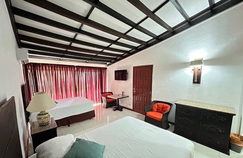 Costa Del Sol Resort | habitación cuádruple